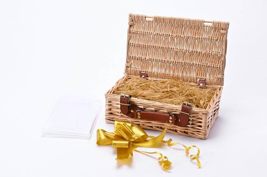 Create Your Own Wicker Gift Hamper Basket With Faux Leather Handle