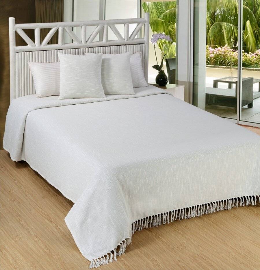 Elegant Slub Cotton Throws For Sofa, Settees or King Size Bed - Ivory