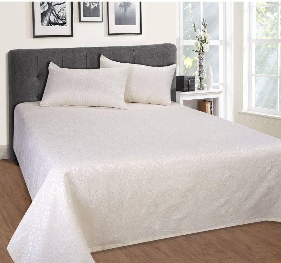 European Style Woven Matelasse Bedspread, 2 Pillow Shams - Grace Cream