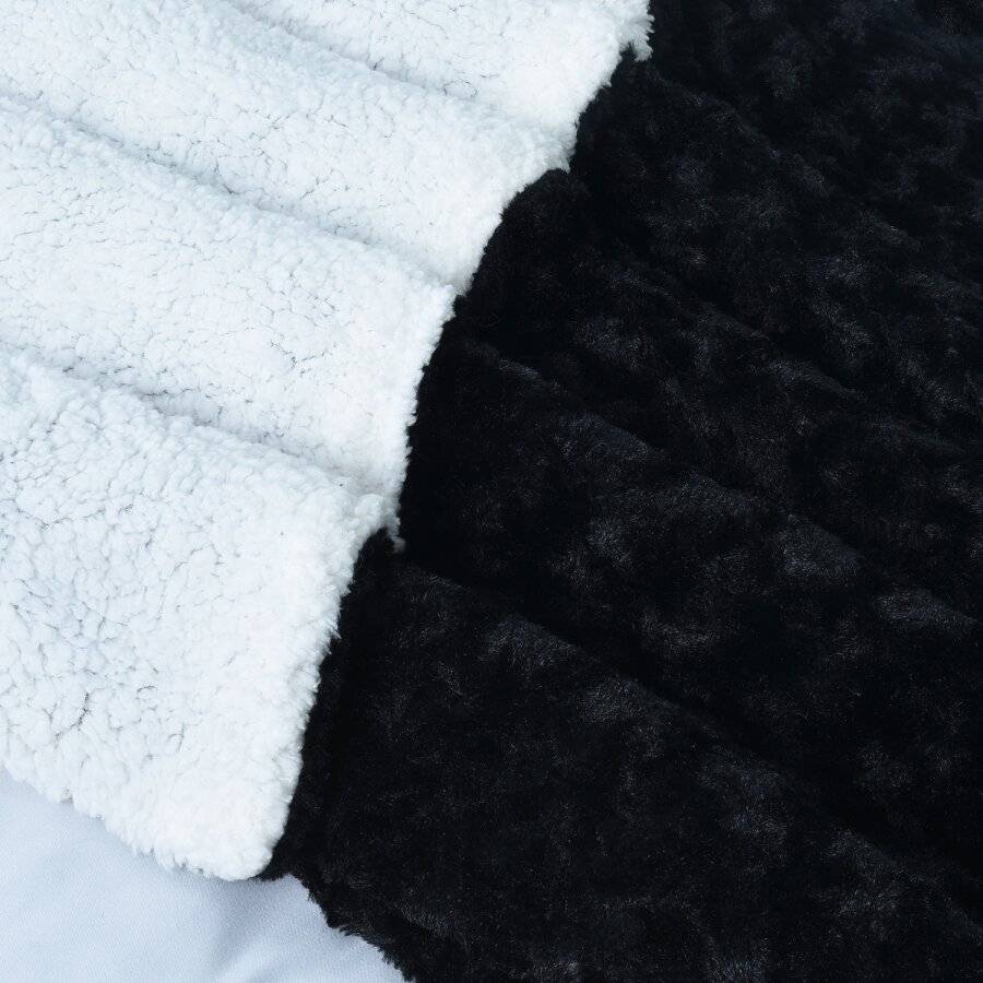 EHC Super Soft & Warm Sherpa Throw For Armchair or Single Bed - Black