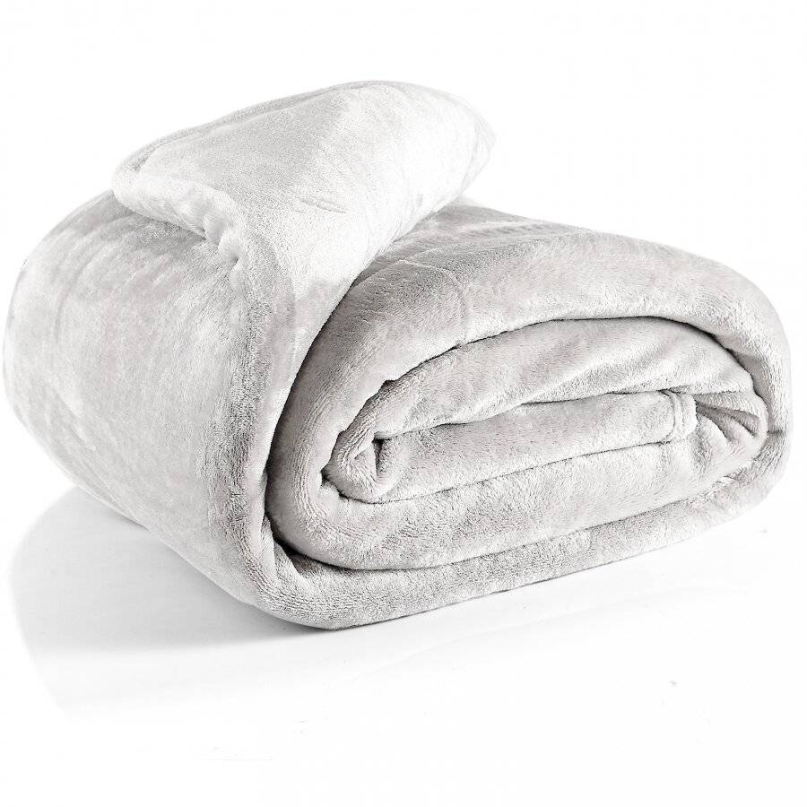 Luxury Soft & Fluffy Extra Large Flannel Throw, Cream 200 cm x 240 cm