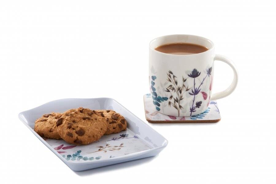 Meadow Fine China Tea Gift Set With 350 ml Mug, Tray & Coaster