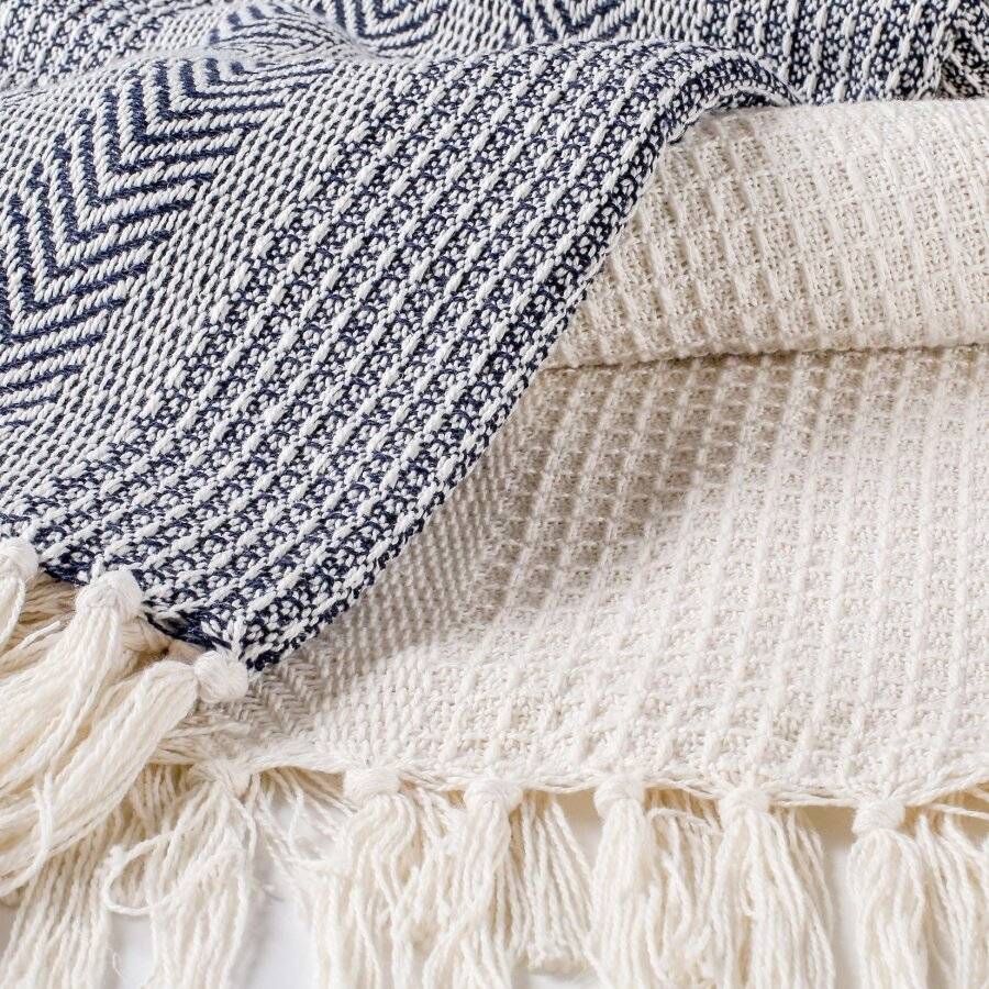 Premium Pack of 2 Cross-Stitch Throws, 125 x 150 cm - Navy Blue/Ivory