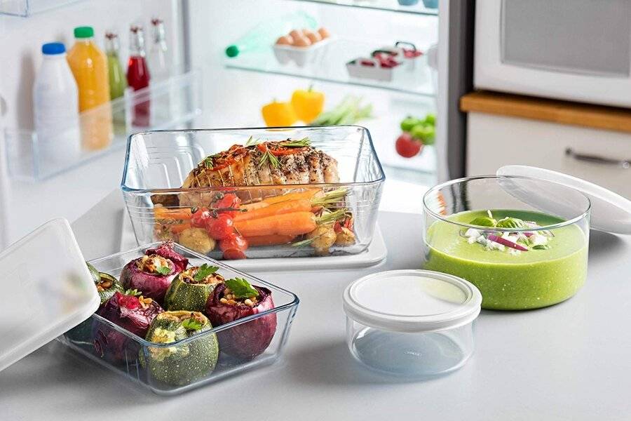 Pyrex Cook & Freeze Rectangular Dish With Plastic Lid - 27 x 22 x 9 cm
