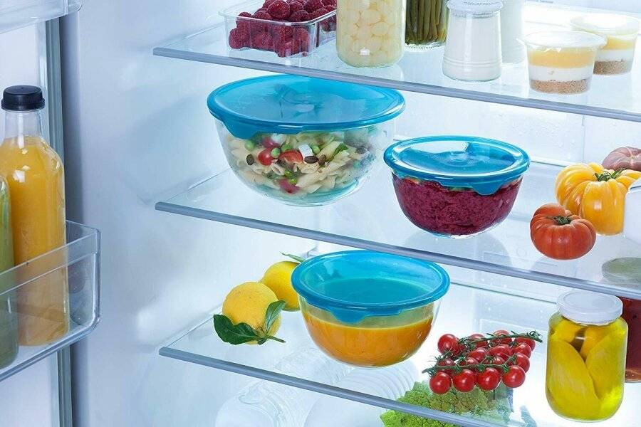 Pyrex High resistance Set of 3 Round Bowl With Lid -0.5 L, 1 L and 2 L
