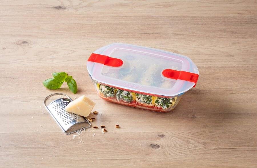 Pyrex Rectangular Cook & Heat Microwavable Storage Container - 0.4 L