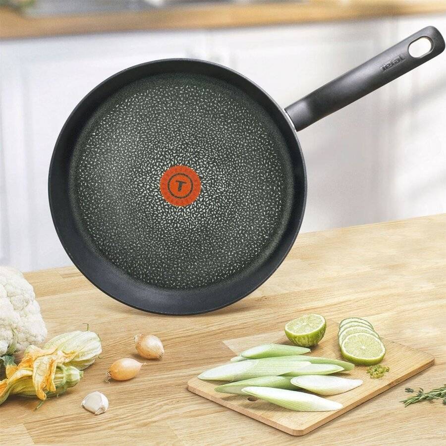 Tefal Hard Titanium+ Nonstick Induction Frying Pan - 28 cm, Black