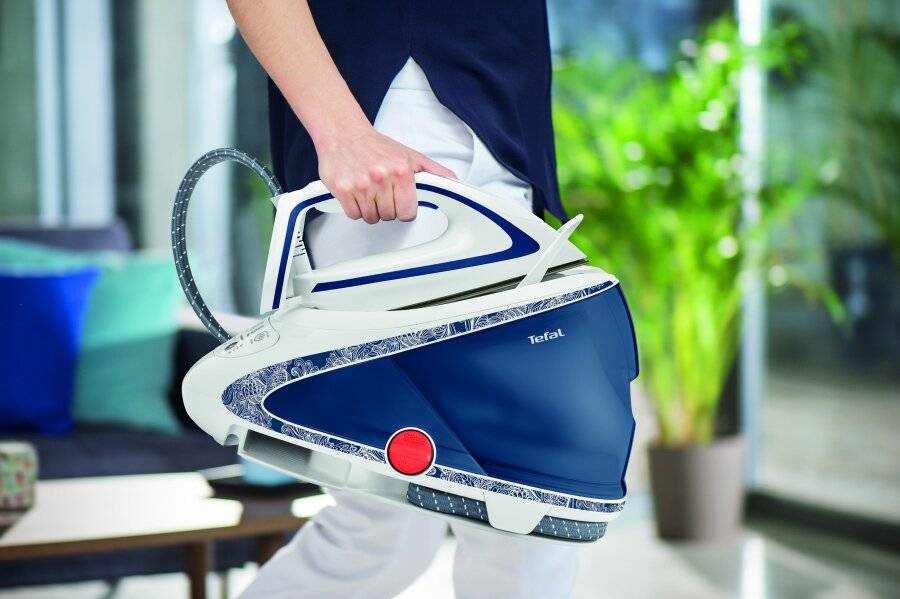 Tefal Pro Express Ultimate GV9569 High Pressure Steam Generator Iron