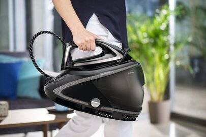 Tefal Pro Express Ultimate Steam Generator Iron, Black, 1.9 liters