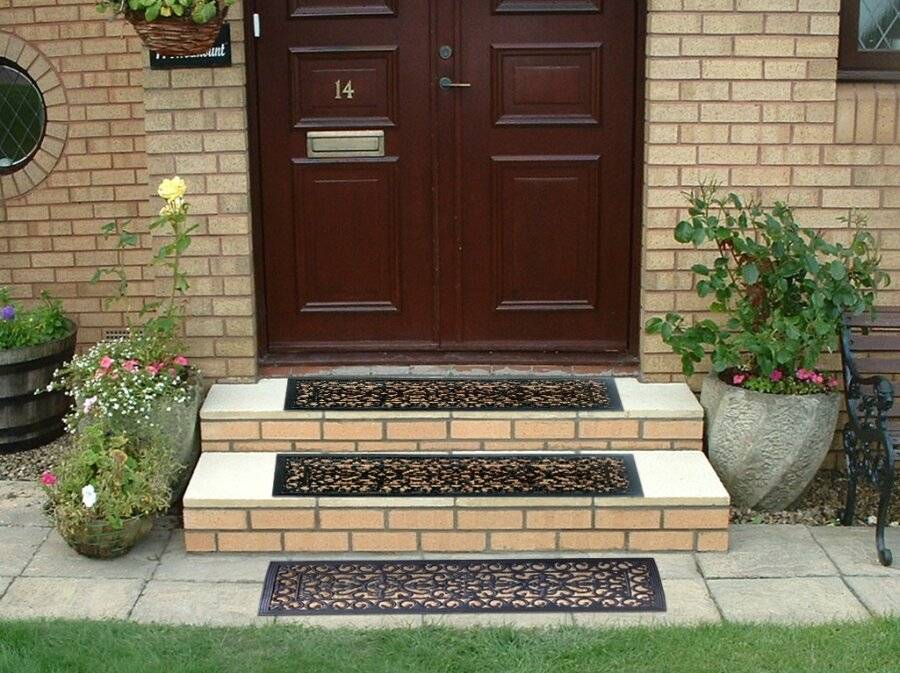 Victorian Wrought Iron Effect Non Slip Panama Rubber Step Doormat