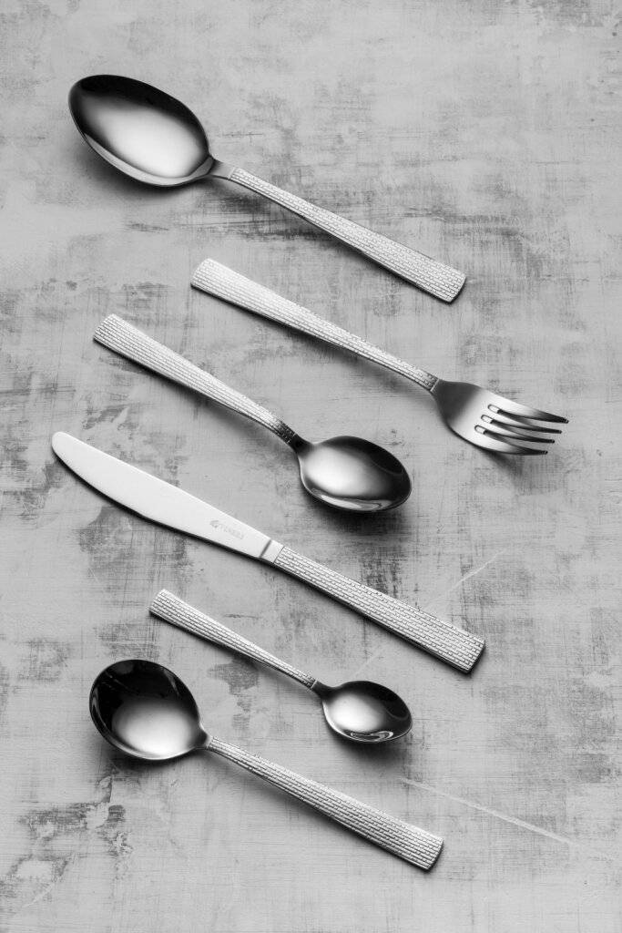 Viners Solar 32 Piece Stainless Steel Cutlery Set - Gift Boxed