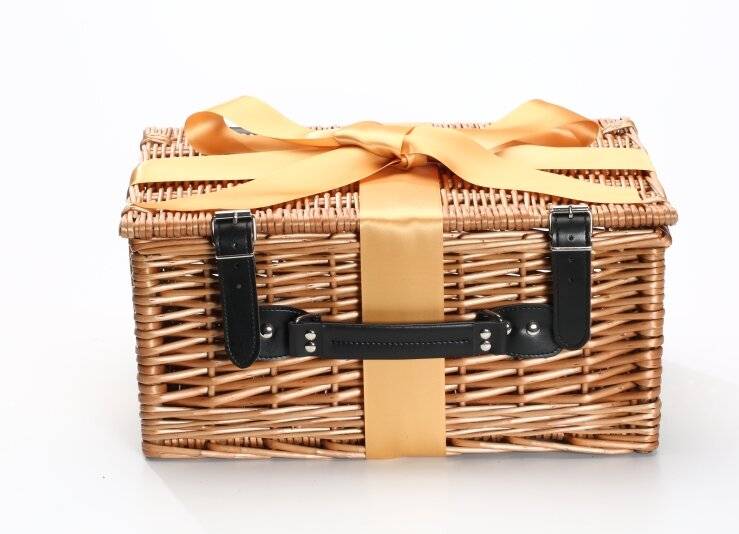 Woodluv Gift Hamper Wicker Basket With Golden Ribbon, Natural