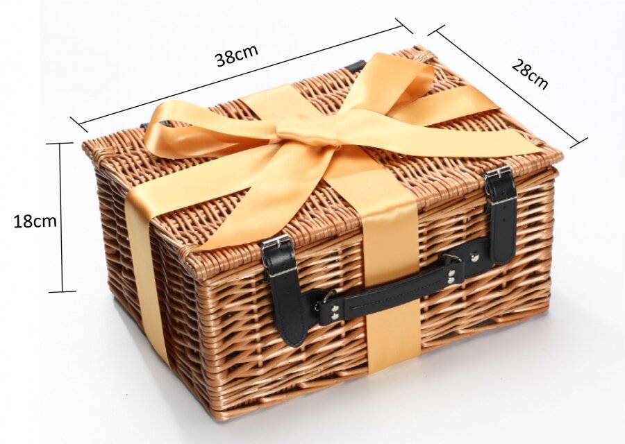 Woodluv Gift Hamper Wicker Basket With Golden Ribbon, Natural