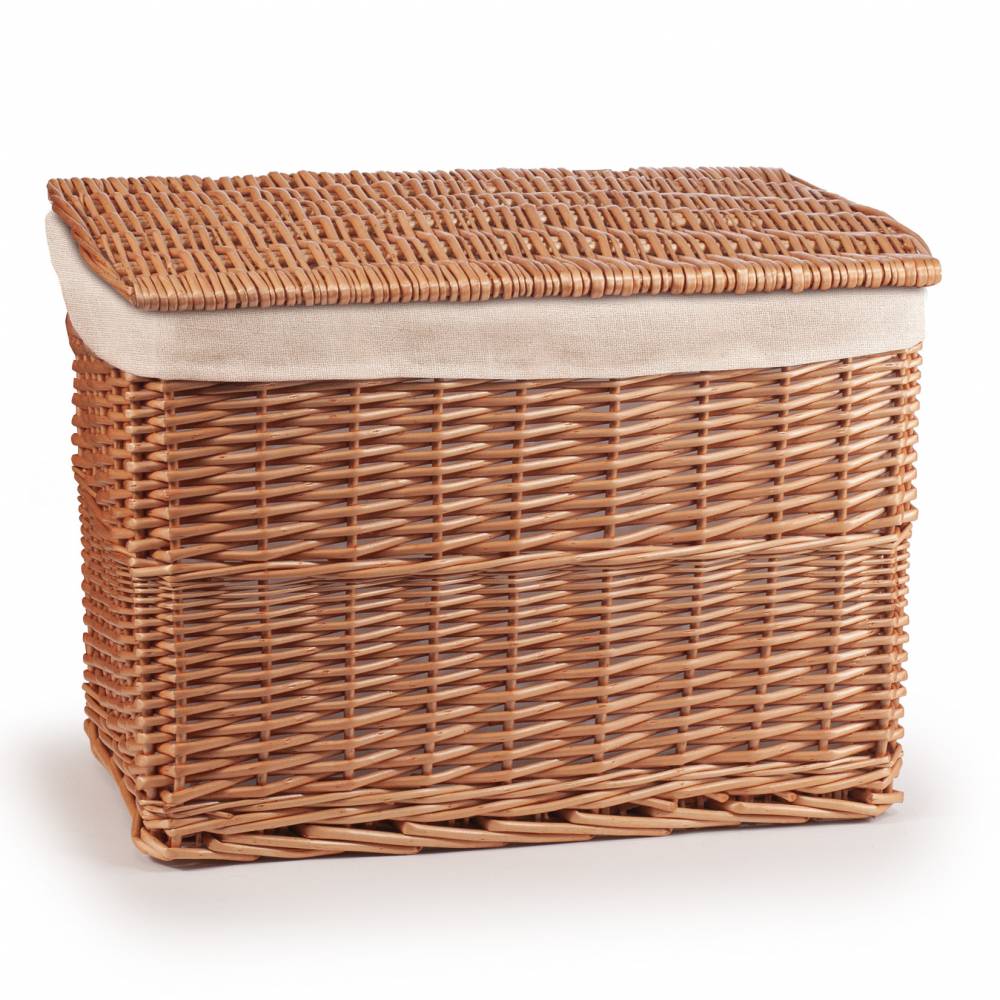 Woodluv Medium Handwoven Natural Wicker Lined Storage Trunk With Lid