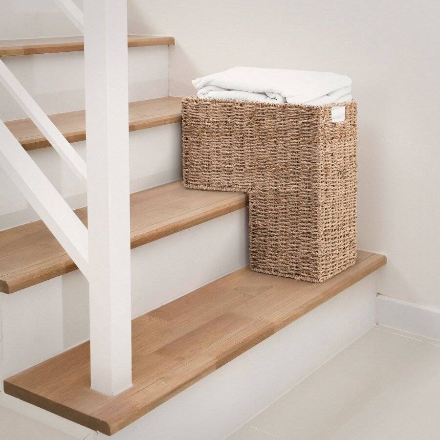 Woodluv Natural Woven Large Seagrass Step Basket With Inset Handles