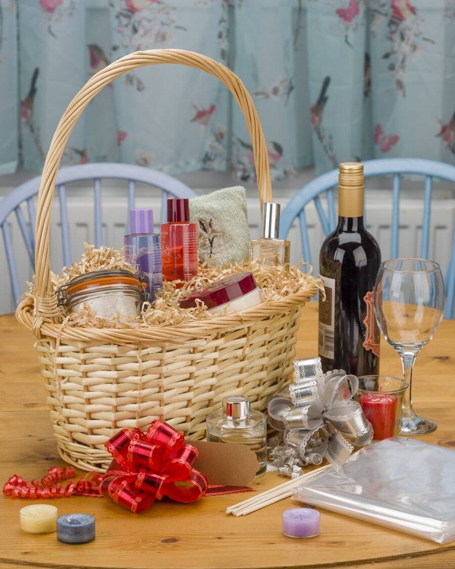 Woodluv Create Your Own Gift Hamper Wicker Basket With Handle