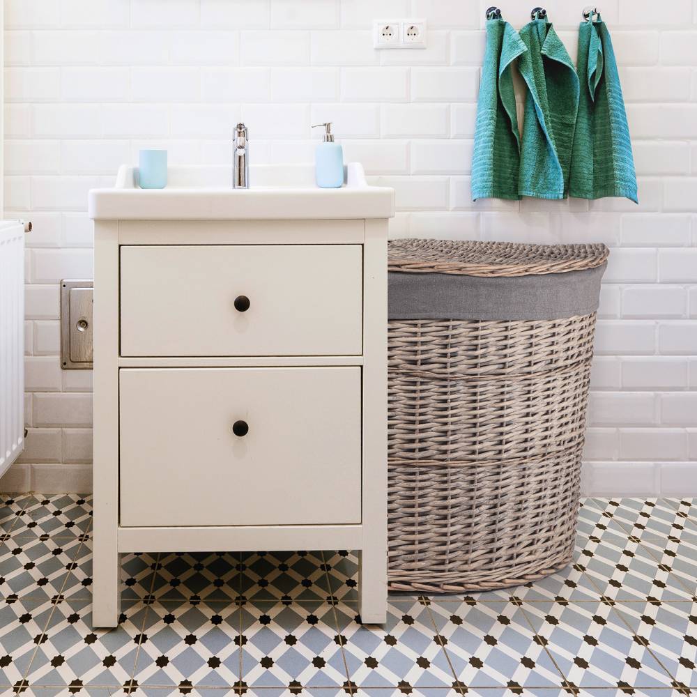 Woodluv Wicker Corner Laundry Storage Basket With Lid, Large, Grey