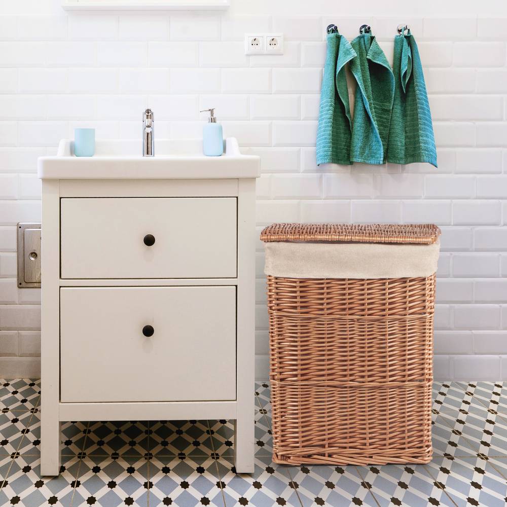 Woodluv Wicker Laundry Storage Basket with Lid, Natural - Medium