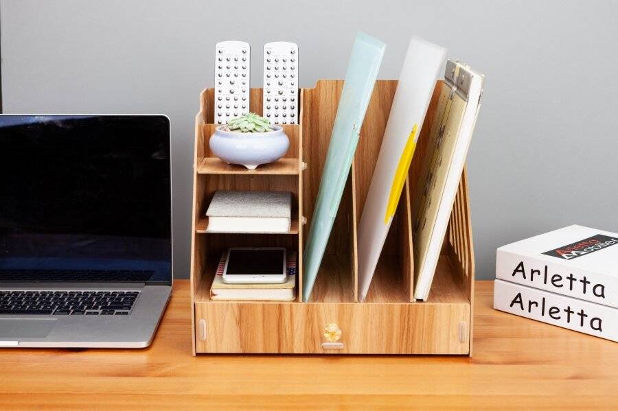 Woodluv Wooden Multifunctional 5 Compartment Desk Organizer